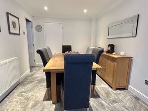 Dining Room- click for photo gallery